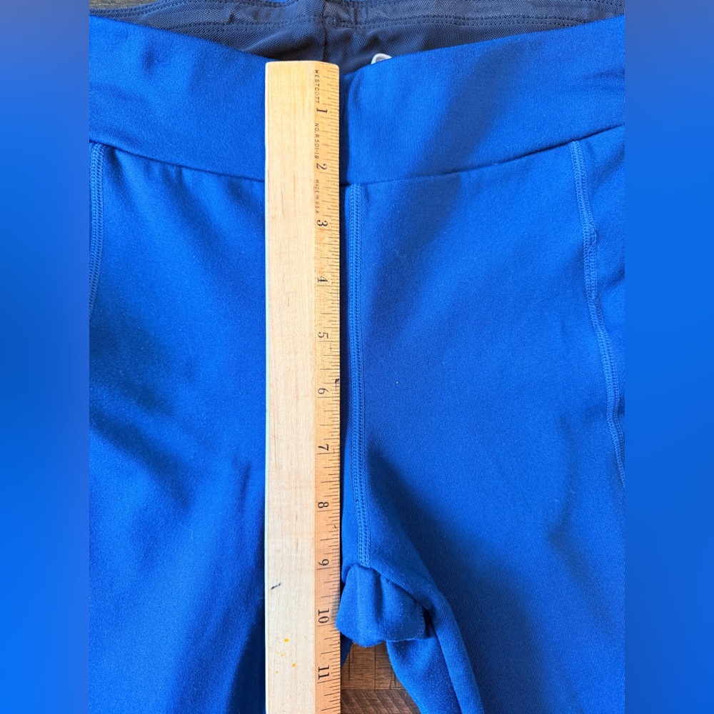 Craft women’s Vibrant Blue and Coral Leggings size Medium - Picture 6 of 14